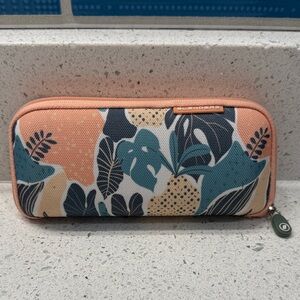 Blenders Eyewear Case with Zip Closure